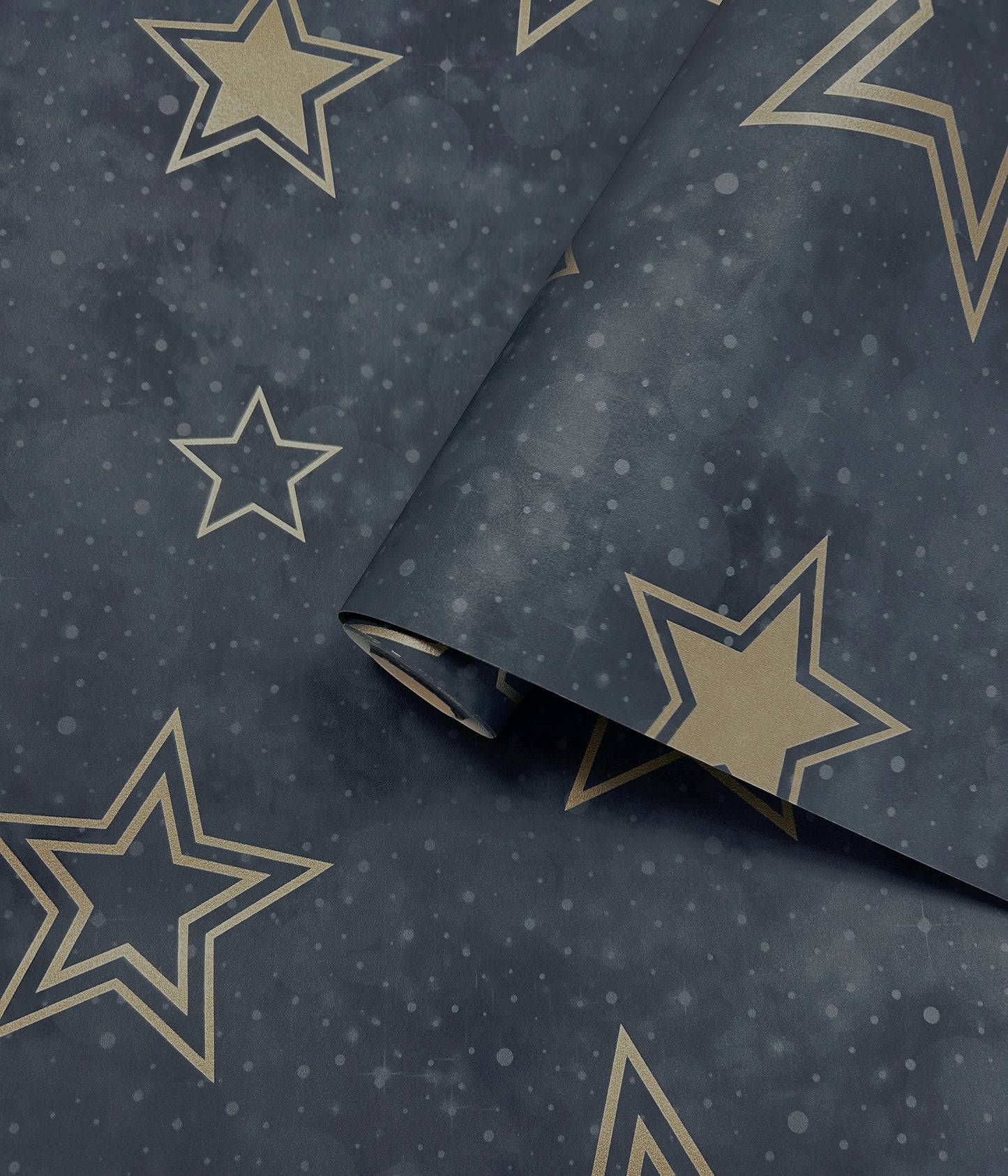 ADVENTURE AWAITS 14061